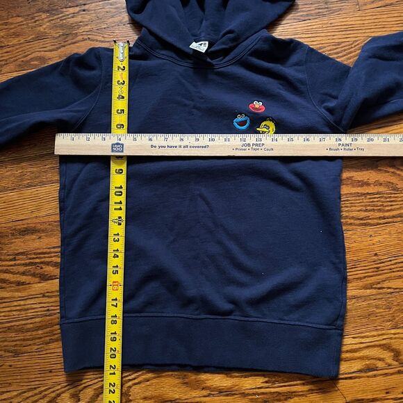 Uniqlo Kaws Sesame Street Hoodie Kids M Navy Blue Elmo Cookie Big Bird Pullover - Picture 4 of 6